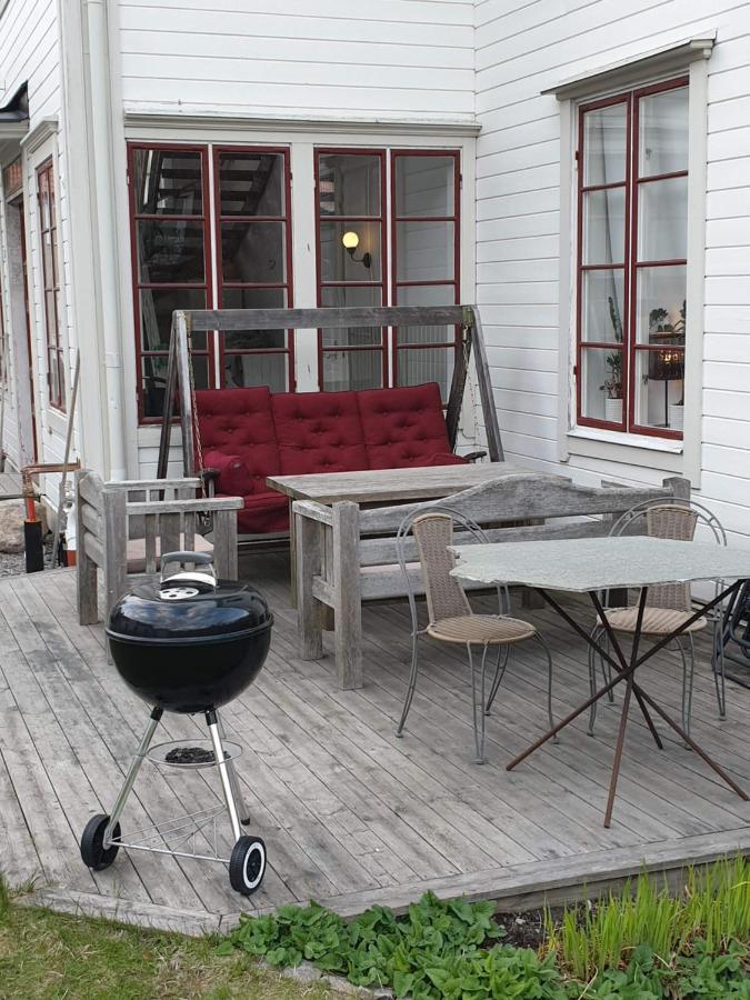 Vaelrenoverad Fin Laegenhet I Charmigt Omrade Söderhamn Eksteriør billede